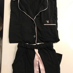 Victoria’s Secret black PJ’s, sz L